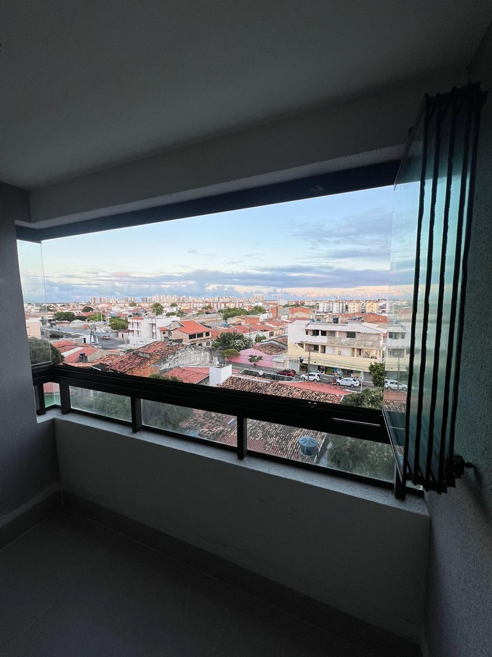 Envidraçamento de varanda com vista panorâmica